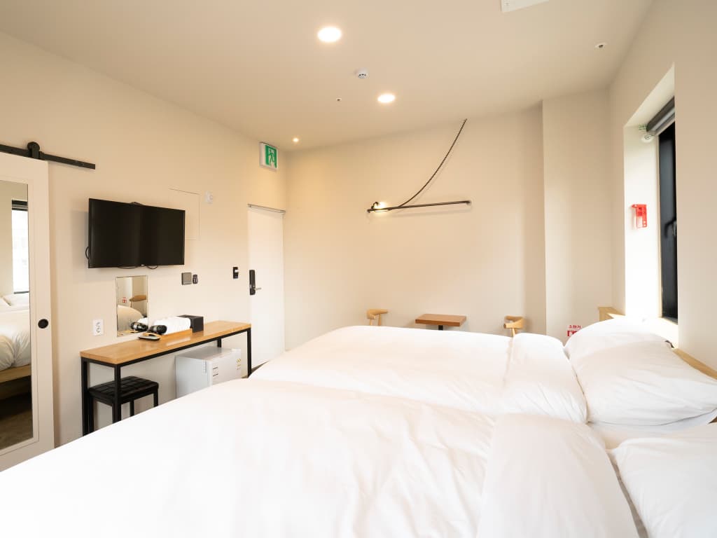 b1942a068e018eafcd63ef3f42bcc72b