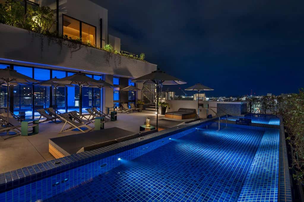 aeee499e9d647784e236f2b6440c8ab4